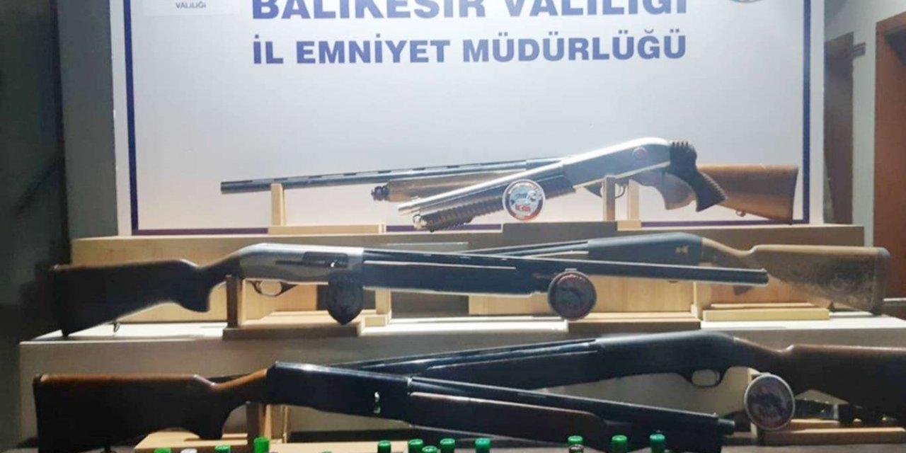 Balıkesir'de aranan 13 şüpheli yakalandı