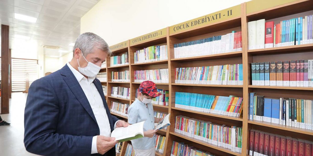 Şahinbey Belediye Başkanı Tahmazoğlu’ndan kitap fuarına davet