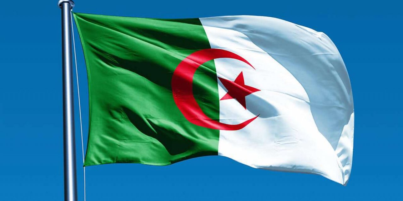 Vize kısıtlaması kararı Cezayir ile Fransa ilişkilerinde gerilime neden oldu