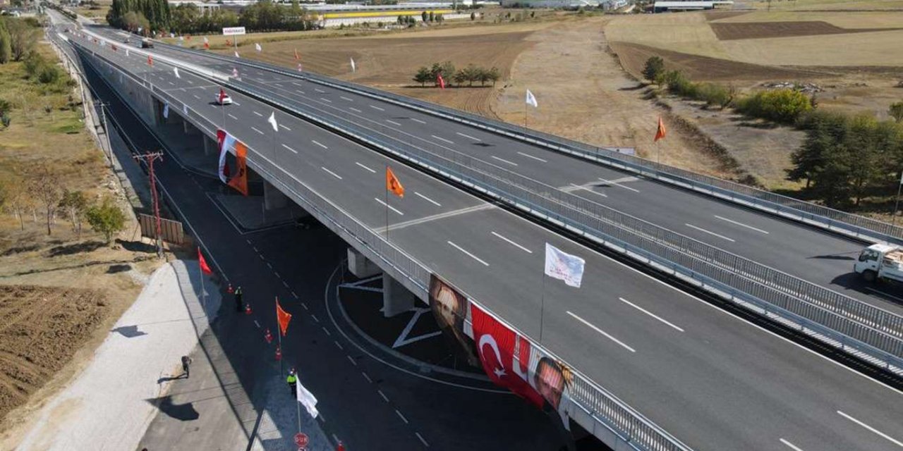 Ankara-Akyurt Fuar ve Sanayi Bölgesi-2 Köprülü Kavşakları açıldı