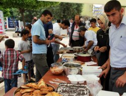 Öğrenciler yararına kermes