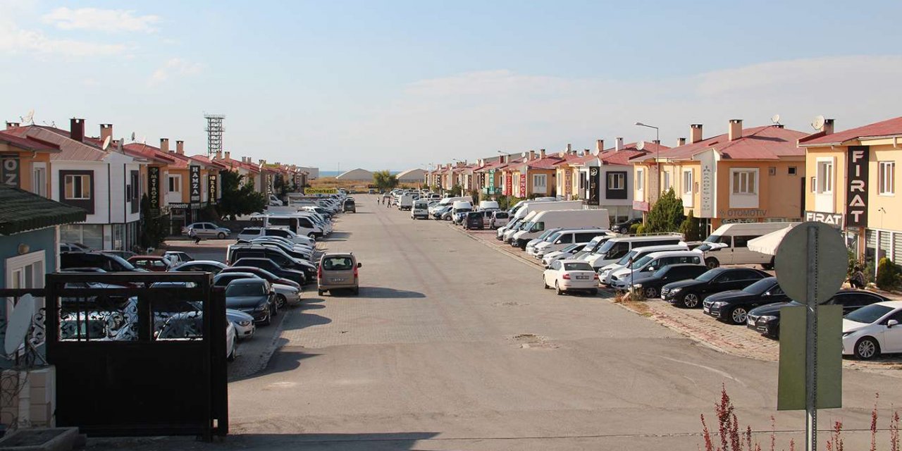 ​Oto galericiler: Salgından sonra araç fiyatları normale döner