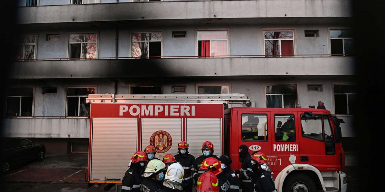Romanya'da hastanede yangın: 9 ölü