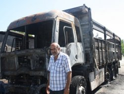 Bir kıvılcım aracı küle çevirdi