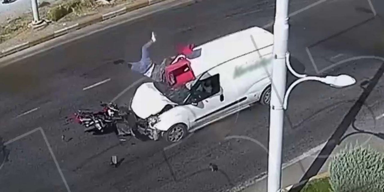 ​Türkiye'nin farklı illerinde meydana gelen trafik kazaları kameralara yansıdı