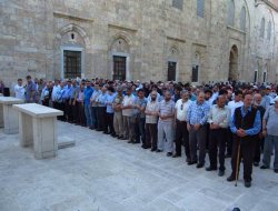 Bursa`da Medet Ünlü İçin Gıyabi Cenaze Namazı