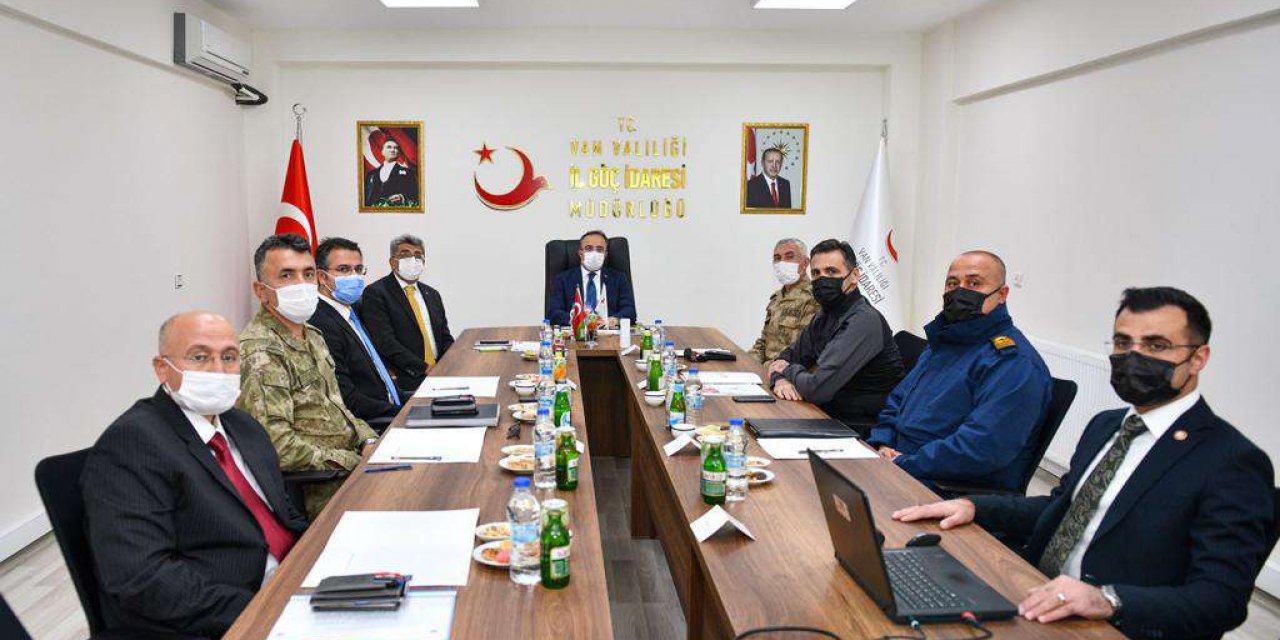 İçişleri Bakan Yardımcısı Çataklı Van'da