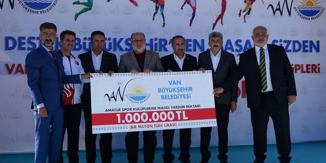Van’da faaliyet gösteren amatör spor kulüplerine 1 milyon TL'lik destek