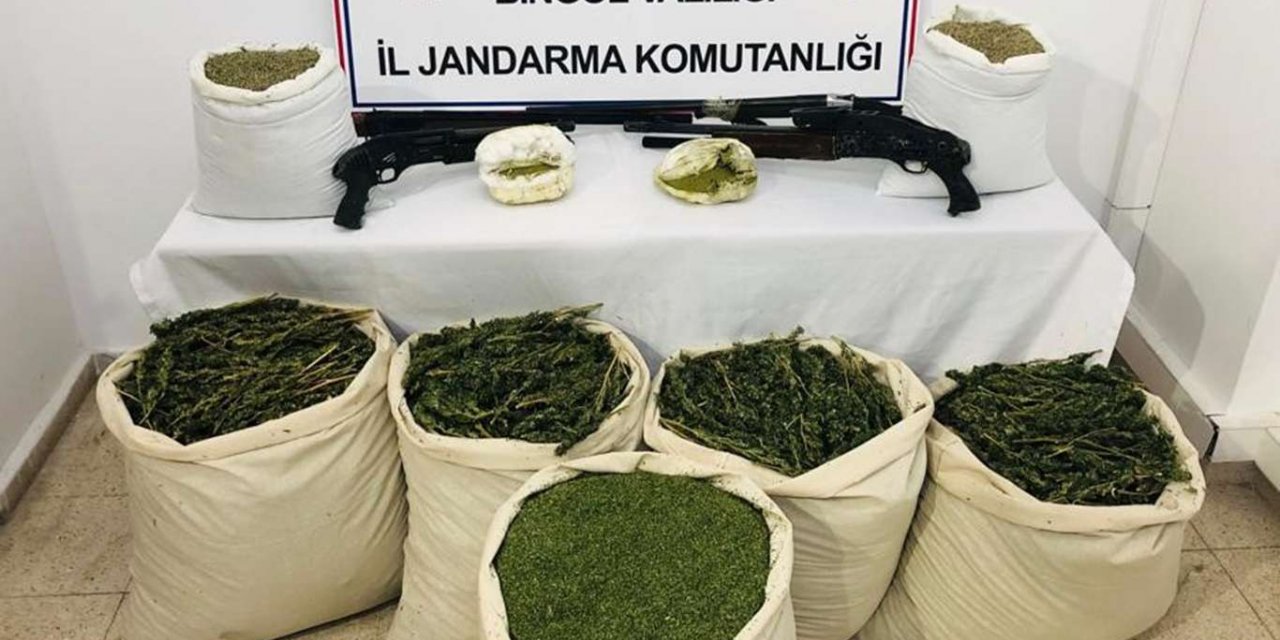 Bingöl’de 171 kilo uyuşturucu ve silah ele geçirildi