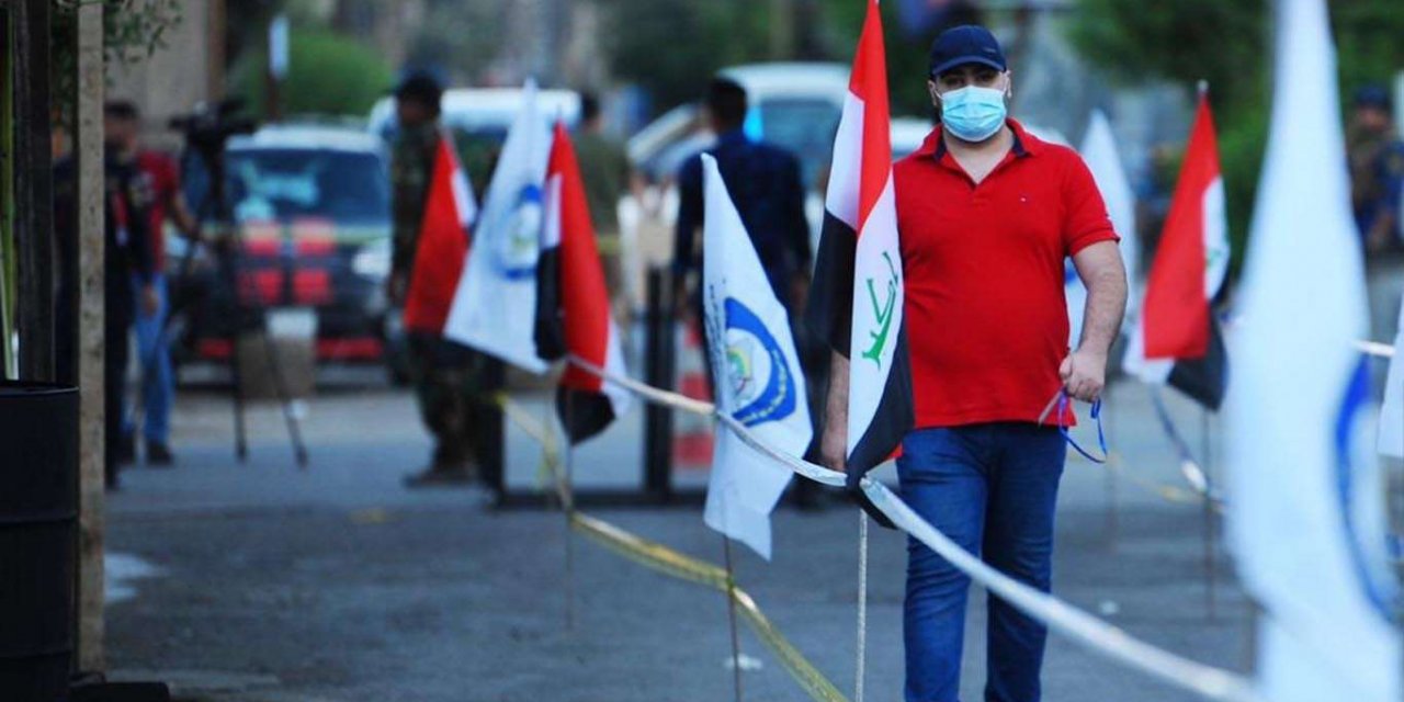 Irak'ta oy verme işlemleri başladı