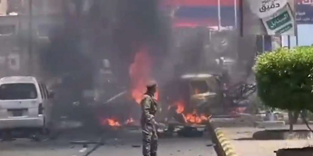 Yemen'de vali konvoyunun geçişi esnasında patlama: 4 ölü