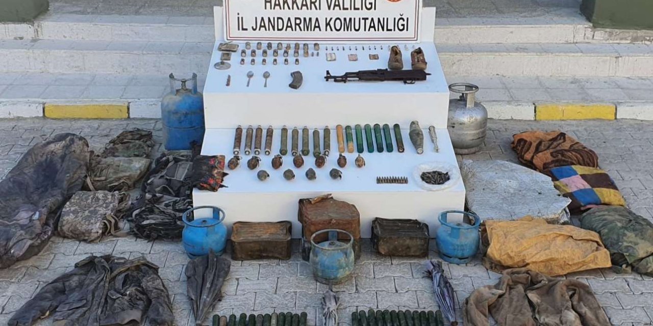Hakkâri’de yapılan operasyonda silah ve mühimmat ele geçirildi