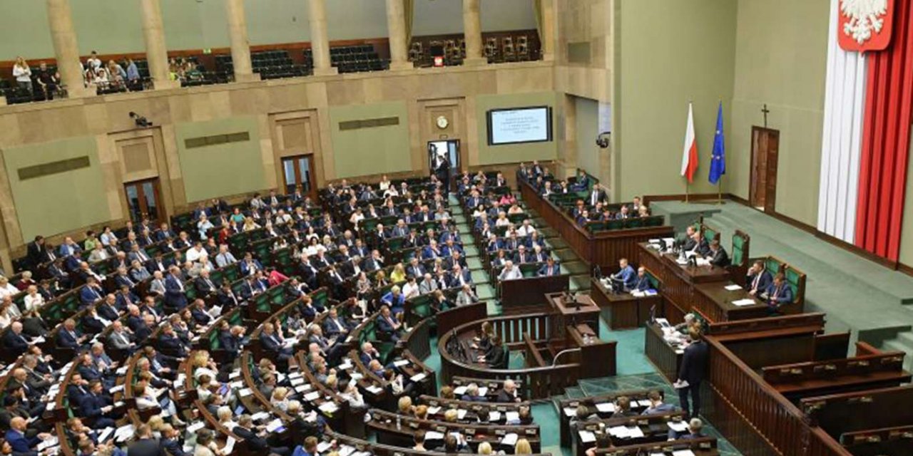 Son zamanlarda yaşanan Polonya ve AB gerginliği gün geçtikçe büyümeye devam ediyor