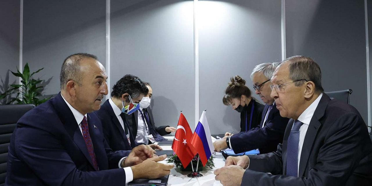 Bakan Çavuşoğlu Rus mevkidaşı Lavrov ile görüştü