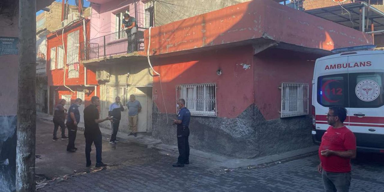 Adana'da bir kişi evinde başından vurulmuş halde bulundu