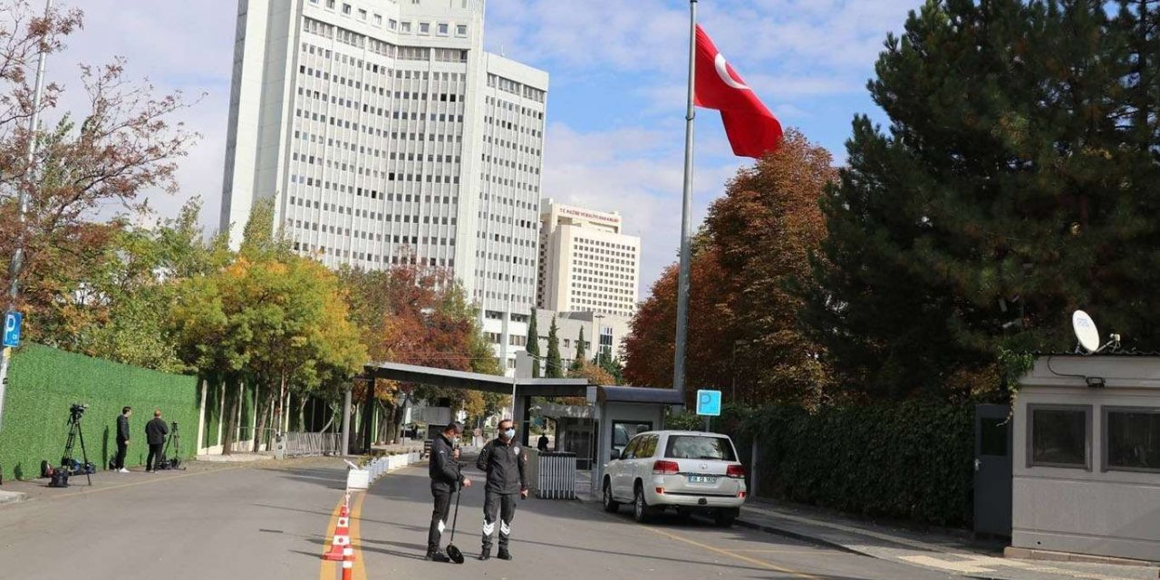 Dışişlerinden, büyükelçilere "Osman Kavala" tepkisi: Hadsiz açıklama kabul edilemez