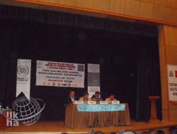 Tatvan'da "İnsanlık İçin Suriye İçin" Konferansı