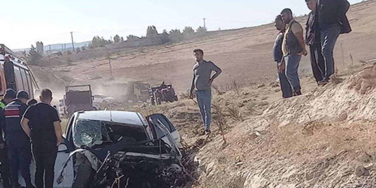 Tır ile otomobil çarpıştı: Bir ağır yaralı