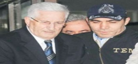 28 Şubatçılar birbirine düştü