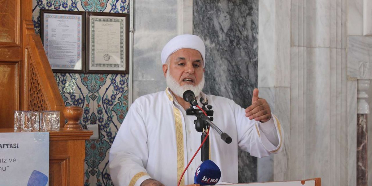 Yazar Özkılıç: Nesillerimize Resulullah'ı tanıtmalıyız