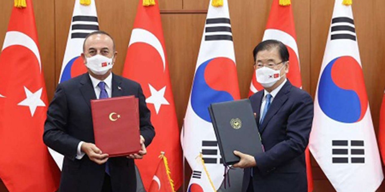 Bakan Çavuşoğlu Kore Cumhuriyeti’ne bir ziyaret gerçekleştirdi