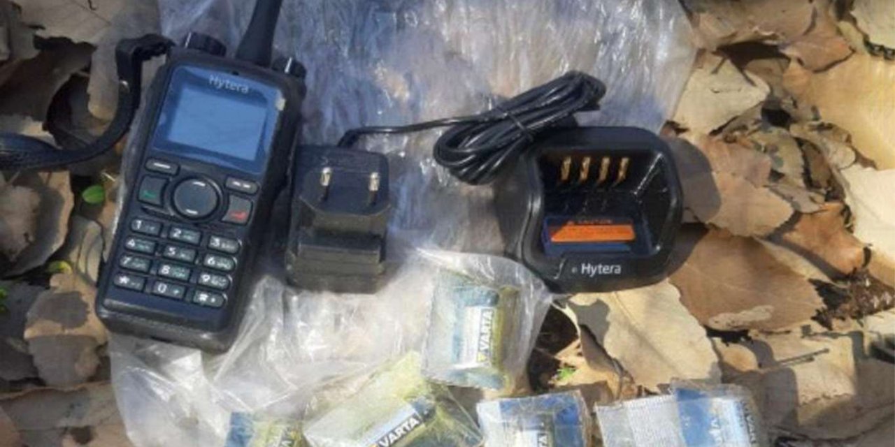 PKK operasyonlarında ülkeler arası görüşme yapabilme özelliğine sahip telsizler ele geçirildi