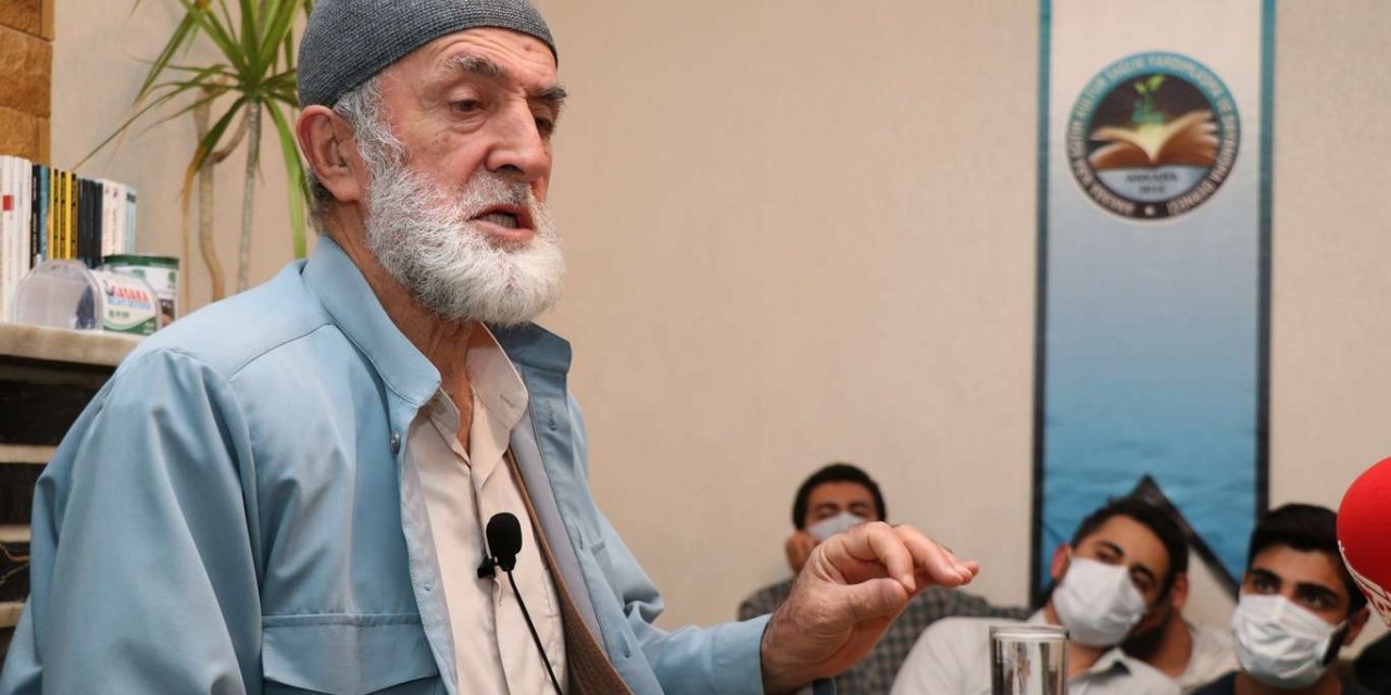 İlahiyatçı-Yazar Göktaş: Kur'an-ı Kerim kesinlikle Avrupa'ya gitmelidir