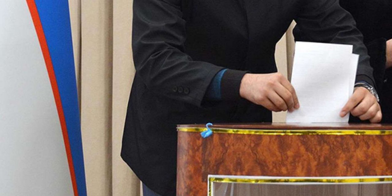 Özbekistan'da halk cumhurbaşkanlığı seçimleri için sandık başında