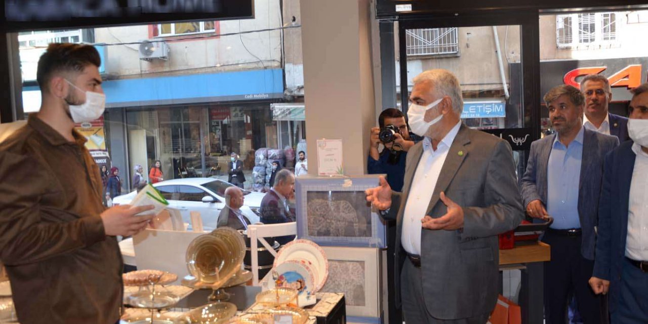​HÜDA PAR Genel Başkanı Yapıcıoğlu Cizre’de esnaf ziyaretinde bulundu