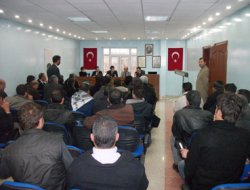 Girişimcilik eğitimi alan kursiyerler belgelerini aldı