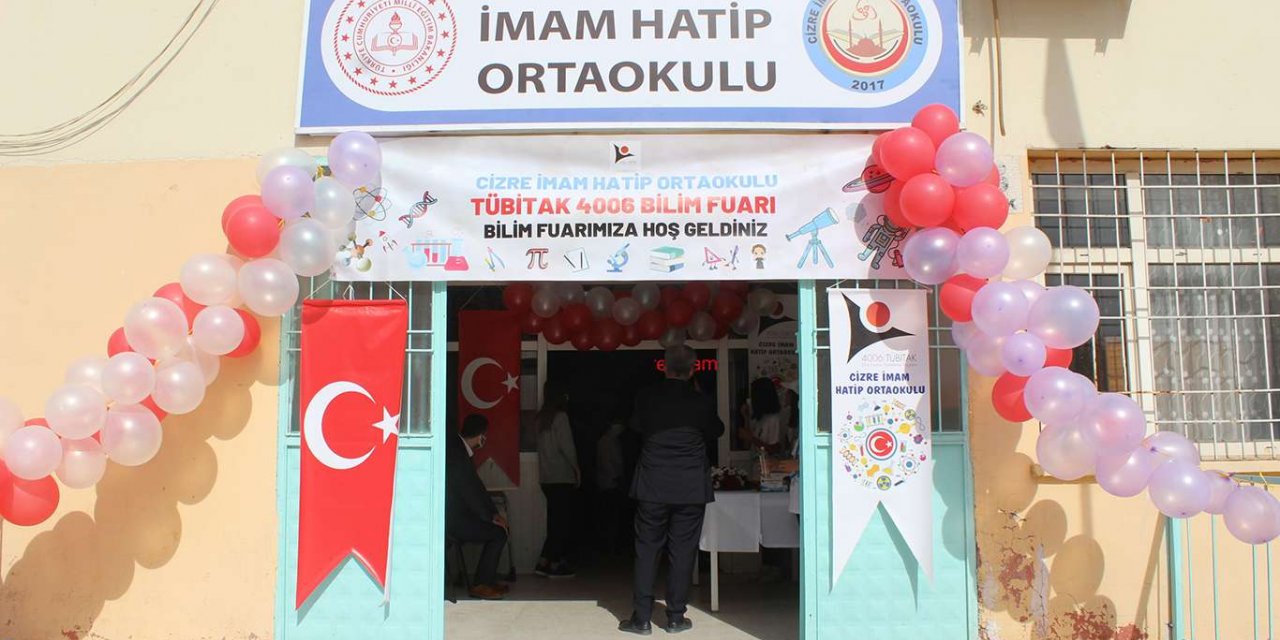 Cizre’de TÜBİTAK Bilim Fuarı açıldı