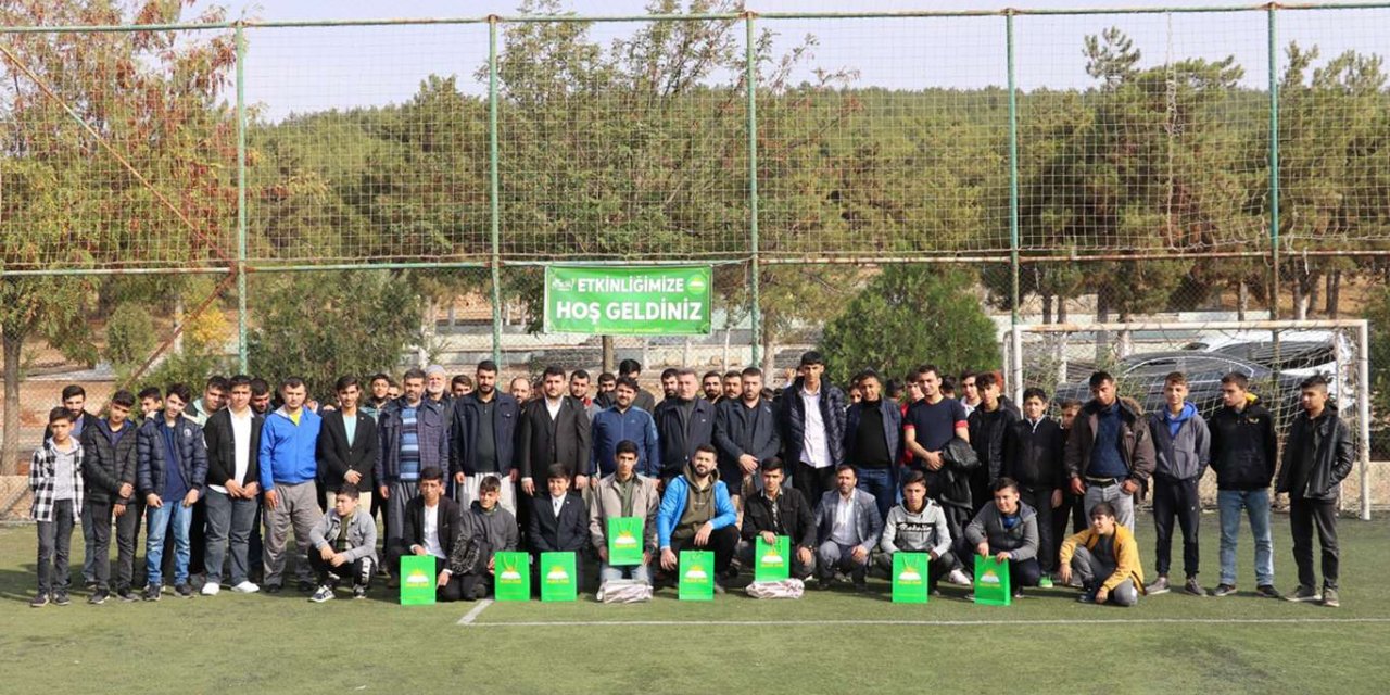 HÜDA PAR Gaziantep’te “Gençlik Şöleni” düzenledi