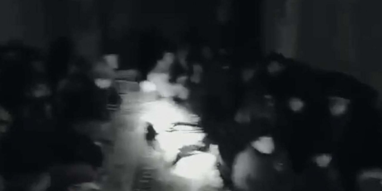 73 Afganistan uyruklu boş bir dükkanda yakalandı