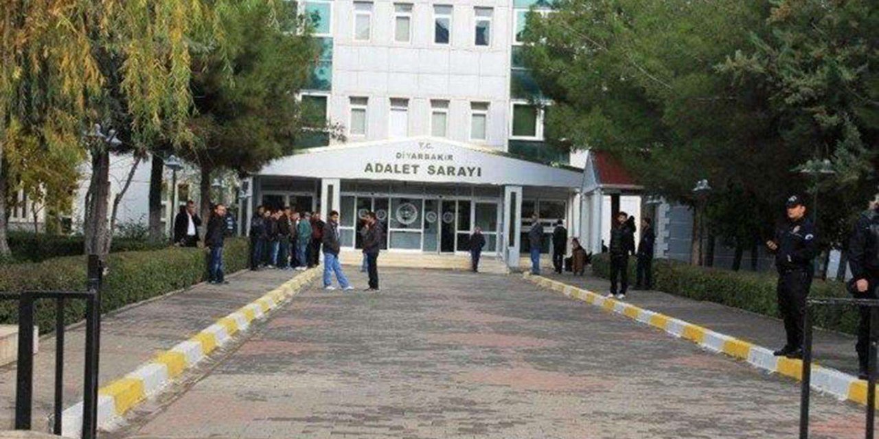 Diyarbakır merkezli 6 ilde FETÖ operasyonu: 8 gözaltı