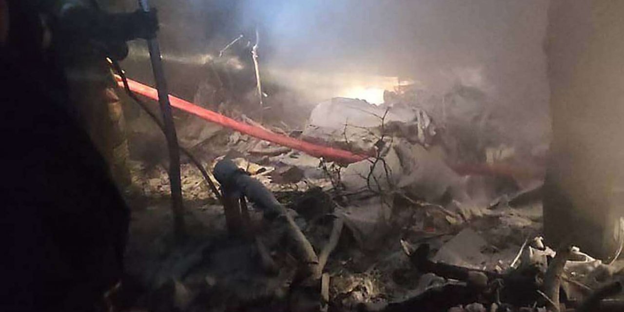 Rusya'da 7 kişiyi taşıyan uçak düştü