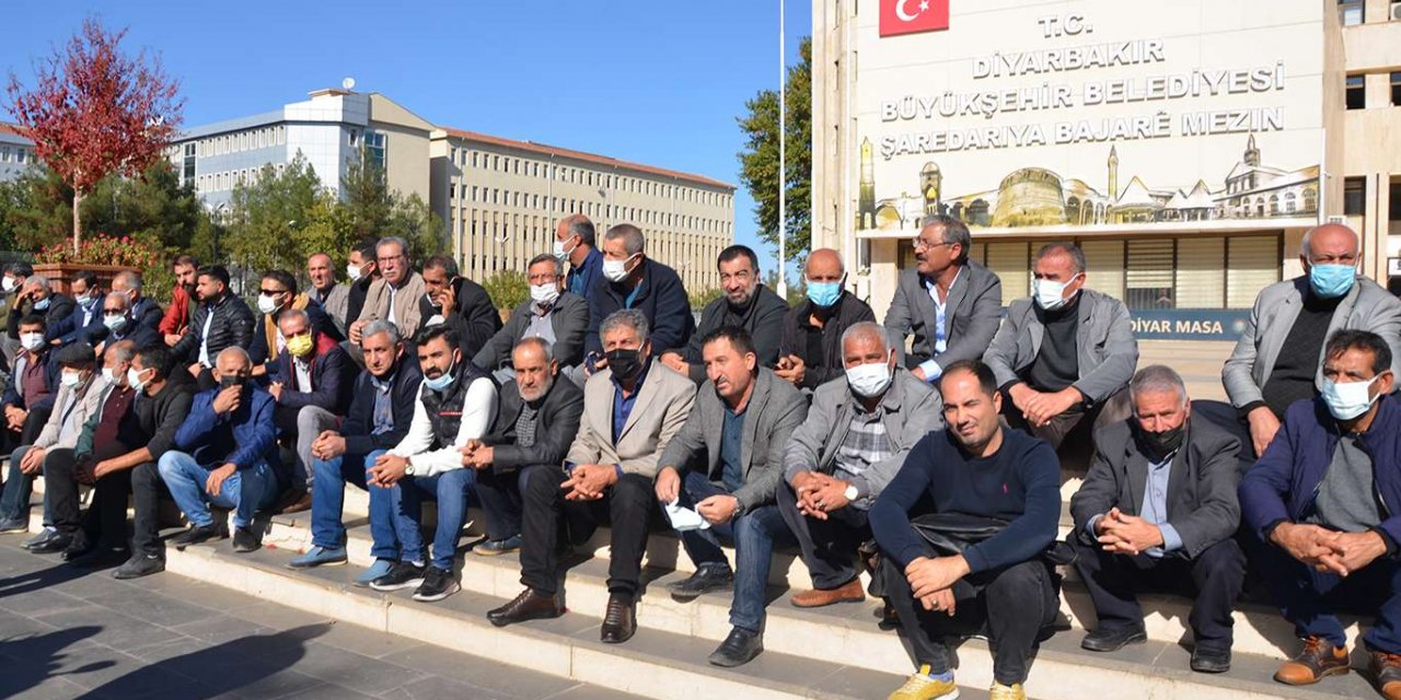 Kazandıkları mahkemelere rağmen plakalarını alamıyorlar