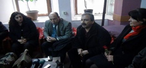 BDP'lilerin "LGBT"liler aşkı!