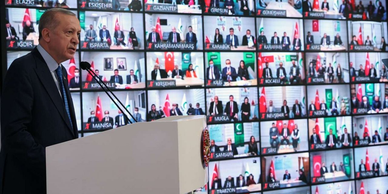 Cumhurbaşkanı Erdoğan: Aileler farkında olmadan çocuklarını elektronik cihazların bağımlısı yapıyor