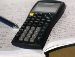 Belediye meclislerinin belediye vergilerini belirleme yetkisi kaldırıldı