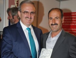 İnşaat işçisi şaire yoğun ilgi