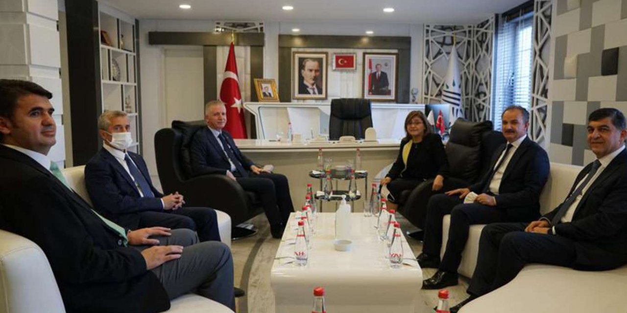 Gaziantep heyetinden Adıyaman belediye başkanı Kılınç’a ziyaret