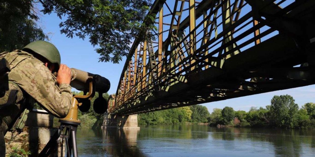 Yunanistan’a kaçmaya çalışan FETÖ ile PKK mensubu yakalandı