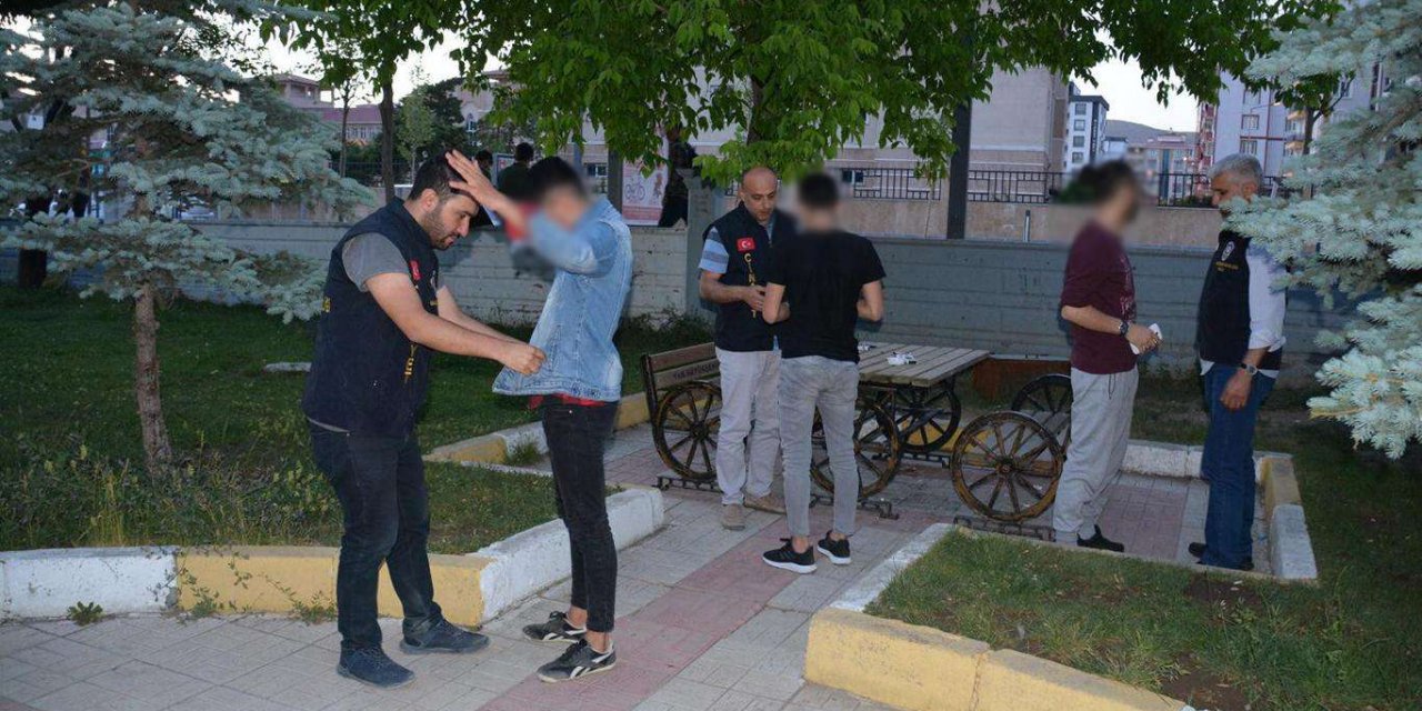 Uygulamada aranan 381 şüpheli yakalandı