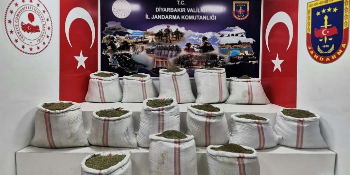 Diyarbakır'da 676 kg toz esrar ele geçirildi