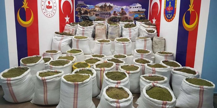 Diyarbakır'ın Lice ilçesinde 1 ton 330 kg esrar ele geçirildi