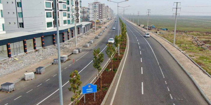 Büyükşehir Belediyesi, Diyarbakır'daki Siverek Caddesi’nde asfalt çalışmalarını tamamladı