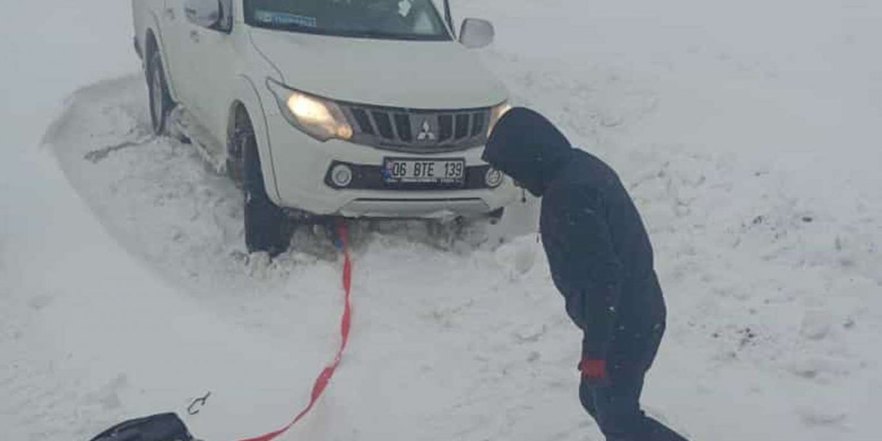 Diyarbakır'da mahsur kalan sürücüler kurtarıldı