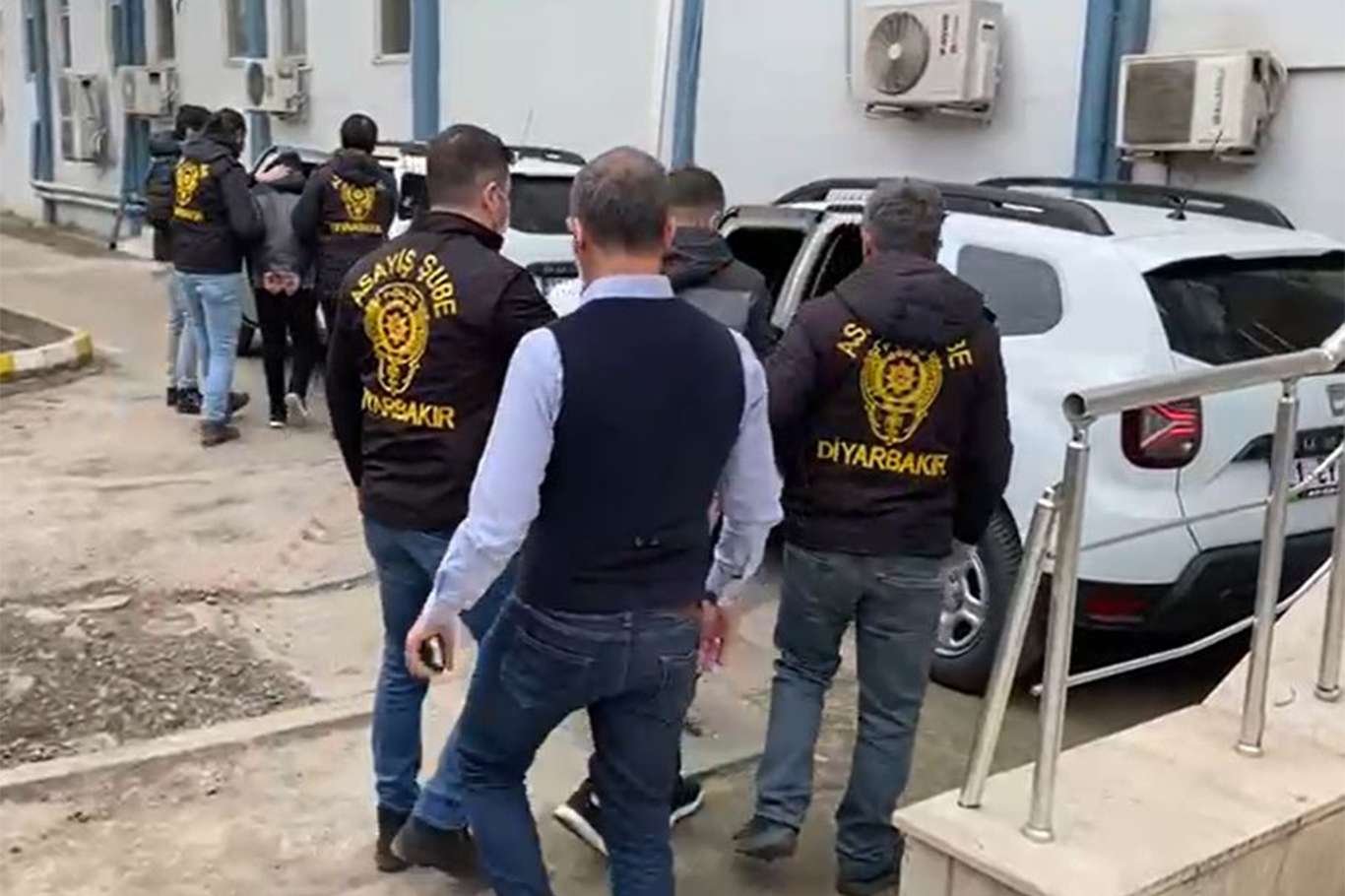 Diyarbakır'da PTT soygununa ilişkin valilikten açıklama