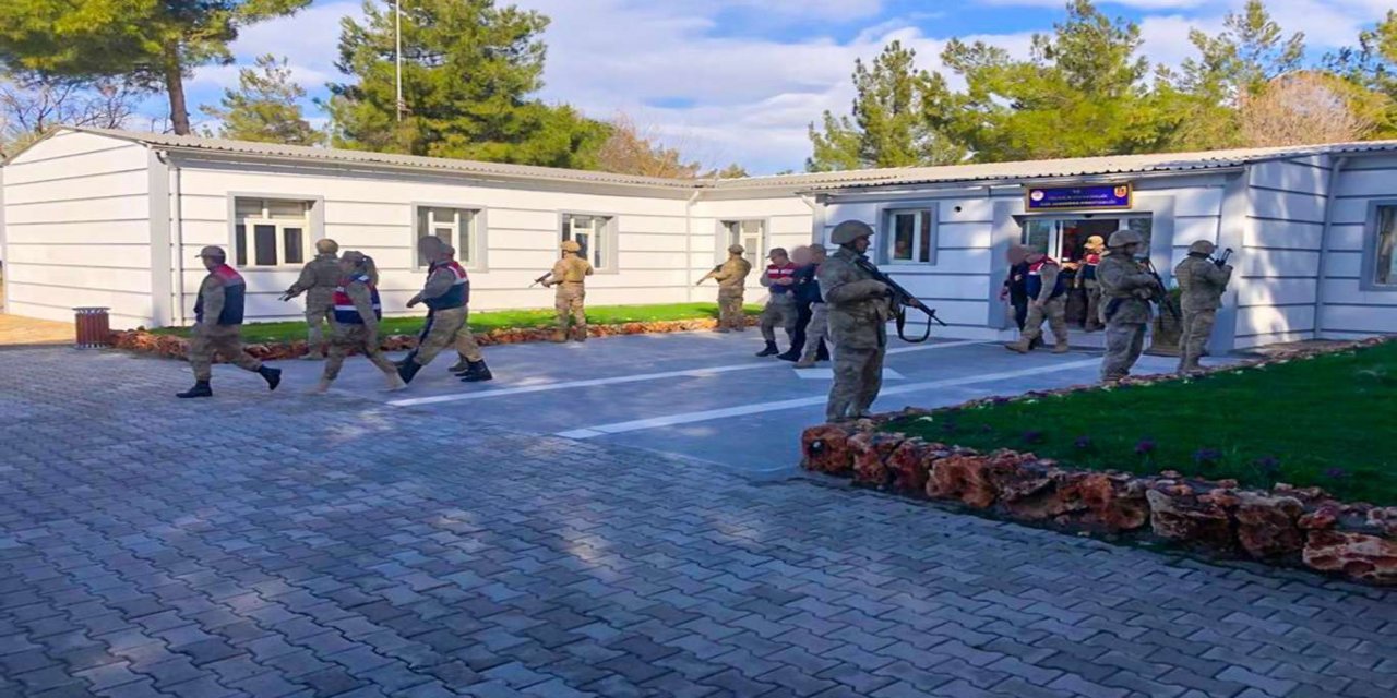 Diyarbakır ve Elâzığ'da "Nitelikli Dolandırıcılık" suçundan 5 kişi yakalandı