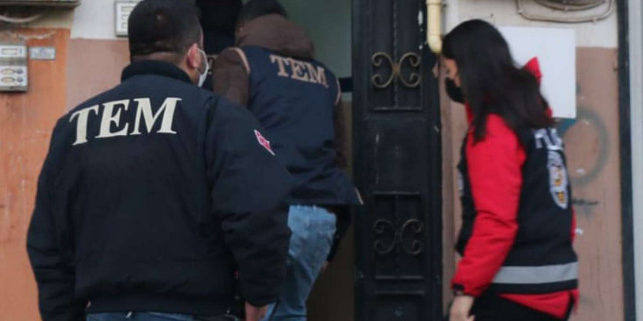 Diyarbakır'da PKK'nin kadın yapılanmasına operasyon